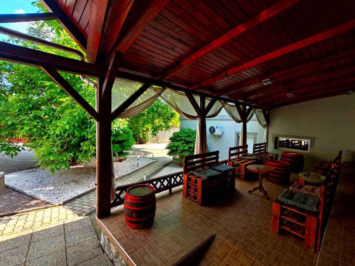 에게르잘록 Zoeld Sziget Wellness B&B 외부 사진